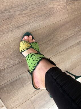Zara Two-Tone Green Leaf-Detail High Heel Sandals